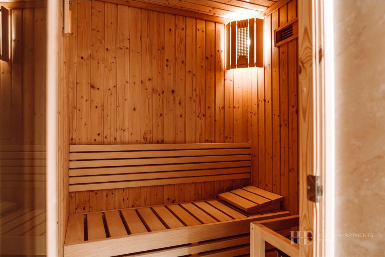 He Hotel Apartments ドバイ エクステリア 写真 A Finnish sauna