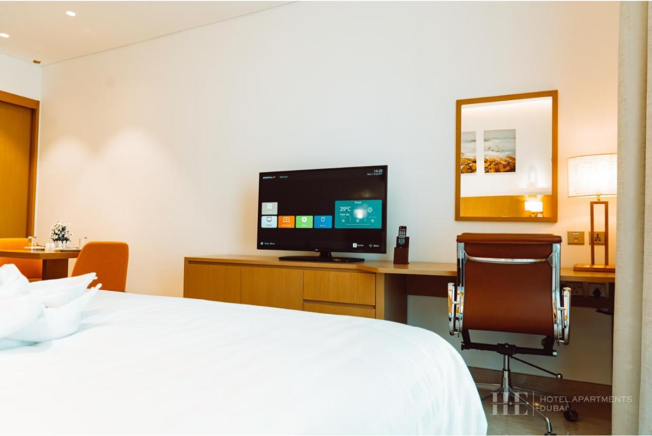 He Hotel Apartments ドバイ 部屋 写真 A room at the hotel