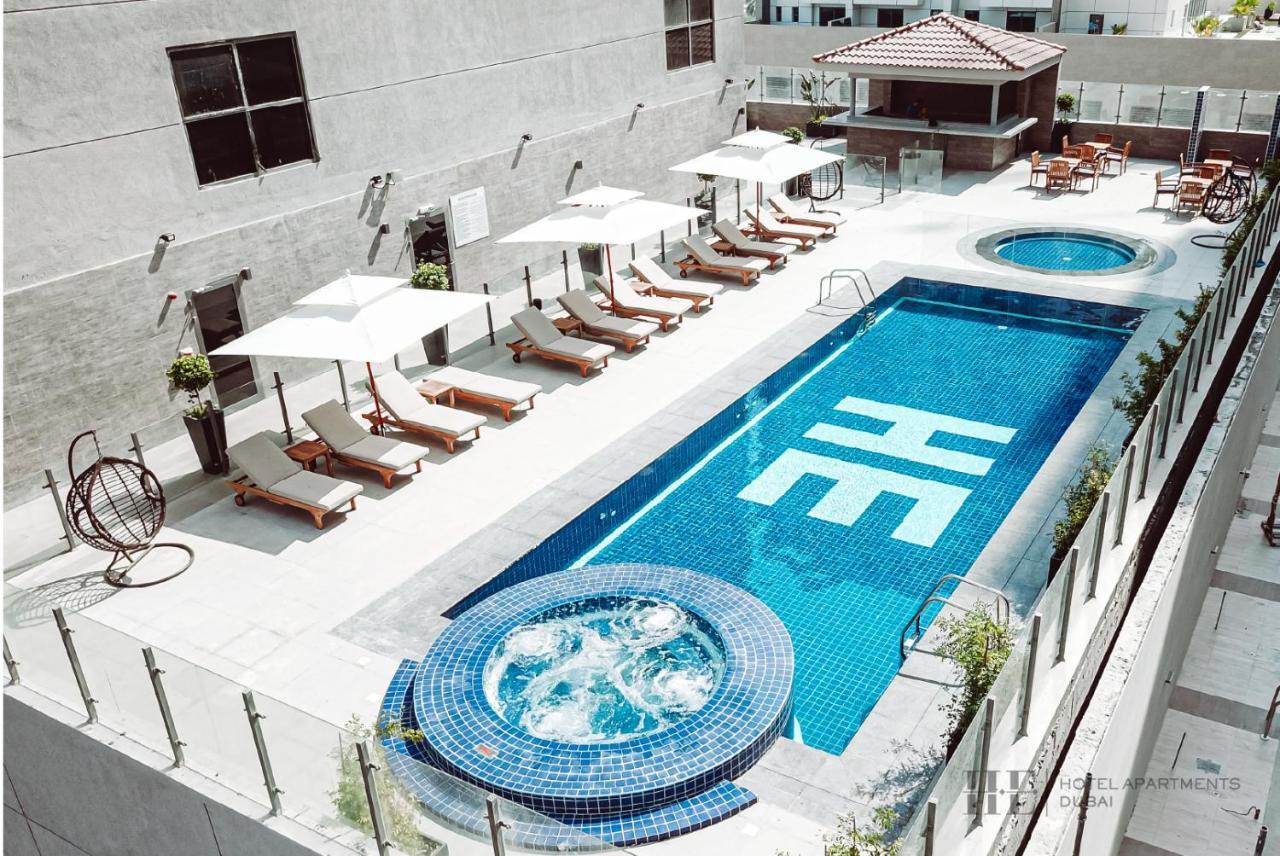 He Hotel Apartments ドバイ エクステリア 写真